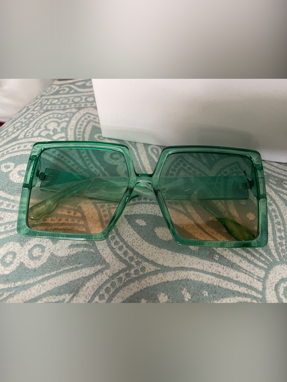 Green Transparent Square Frame Sunglasses